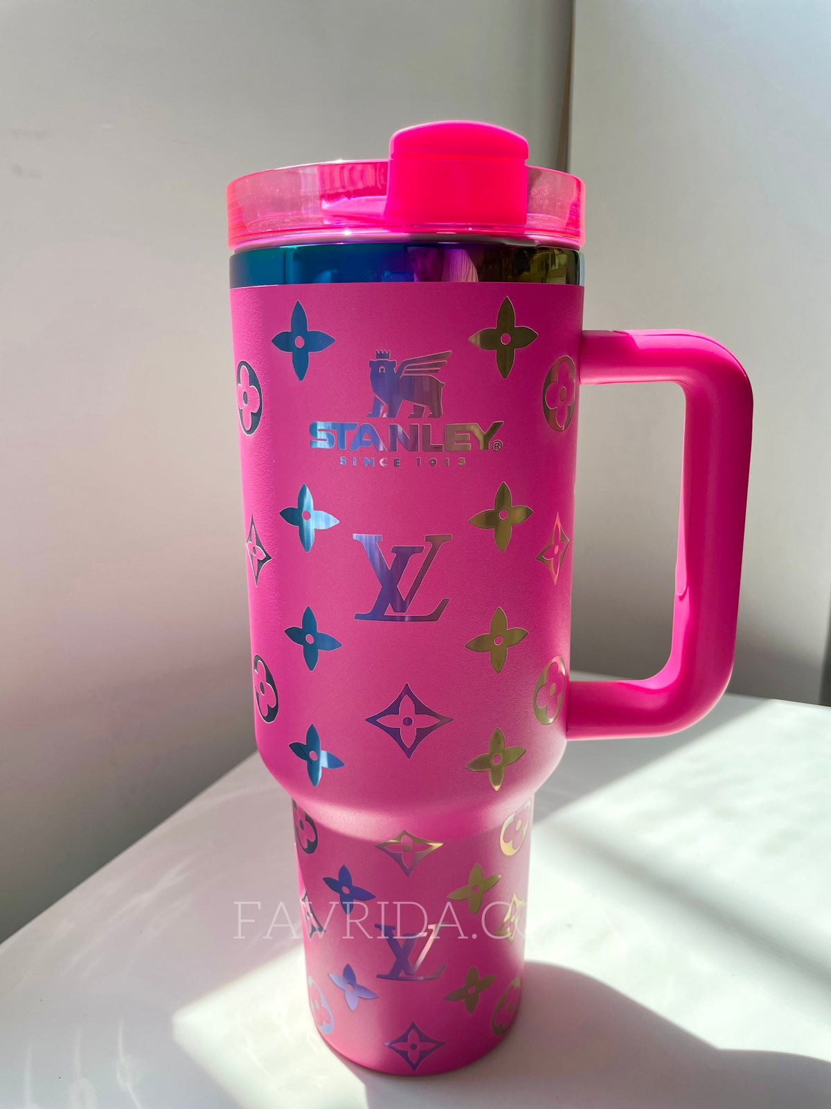 Luxe 40 OZ Insulated Car Cup 💖 ❤️