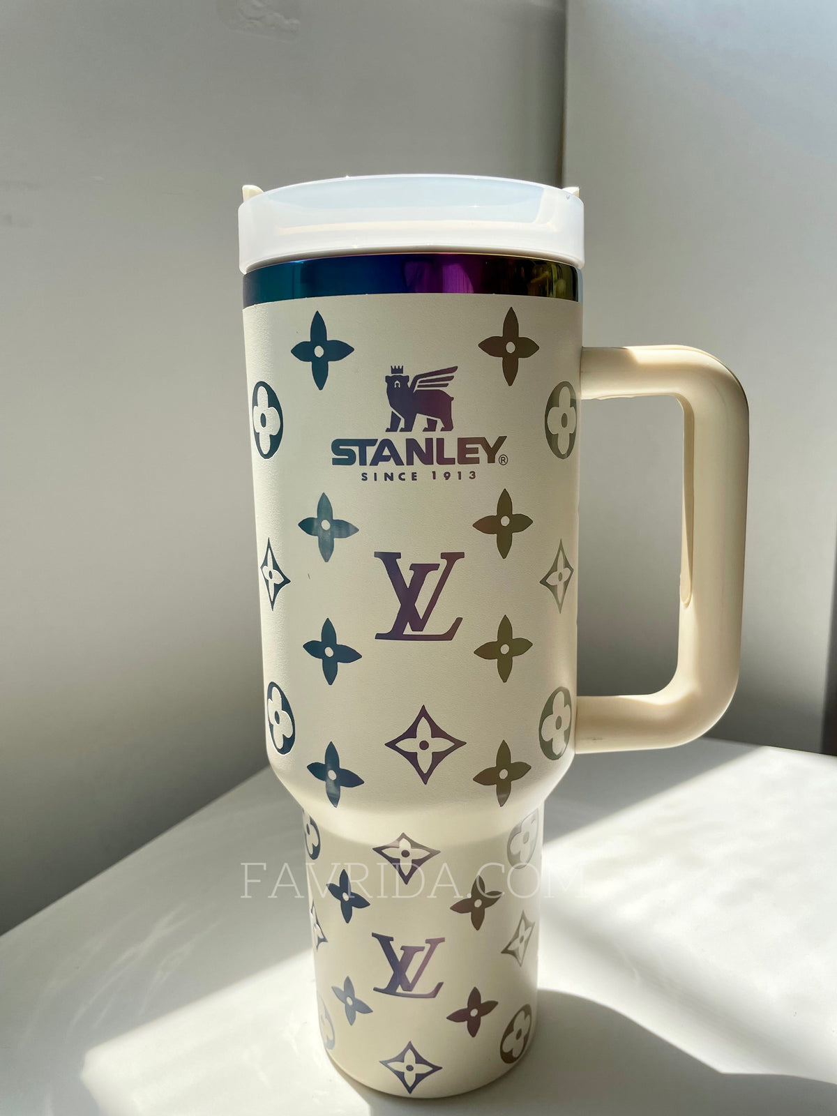 Luxe 40 OZ Insulated Car Cup 💖 ❤️