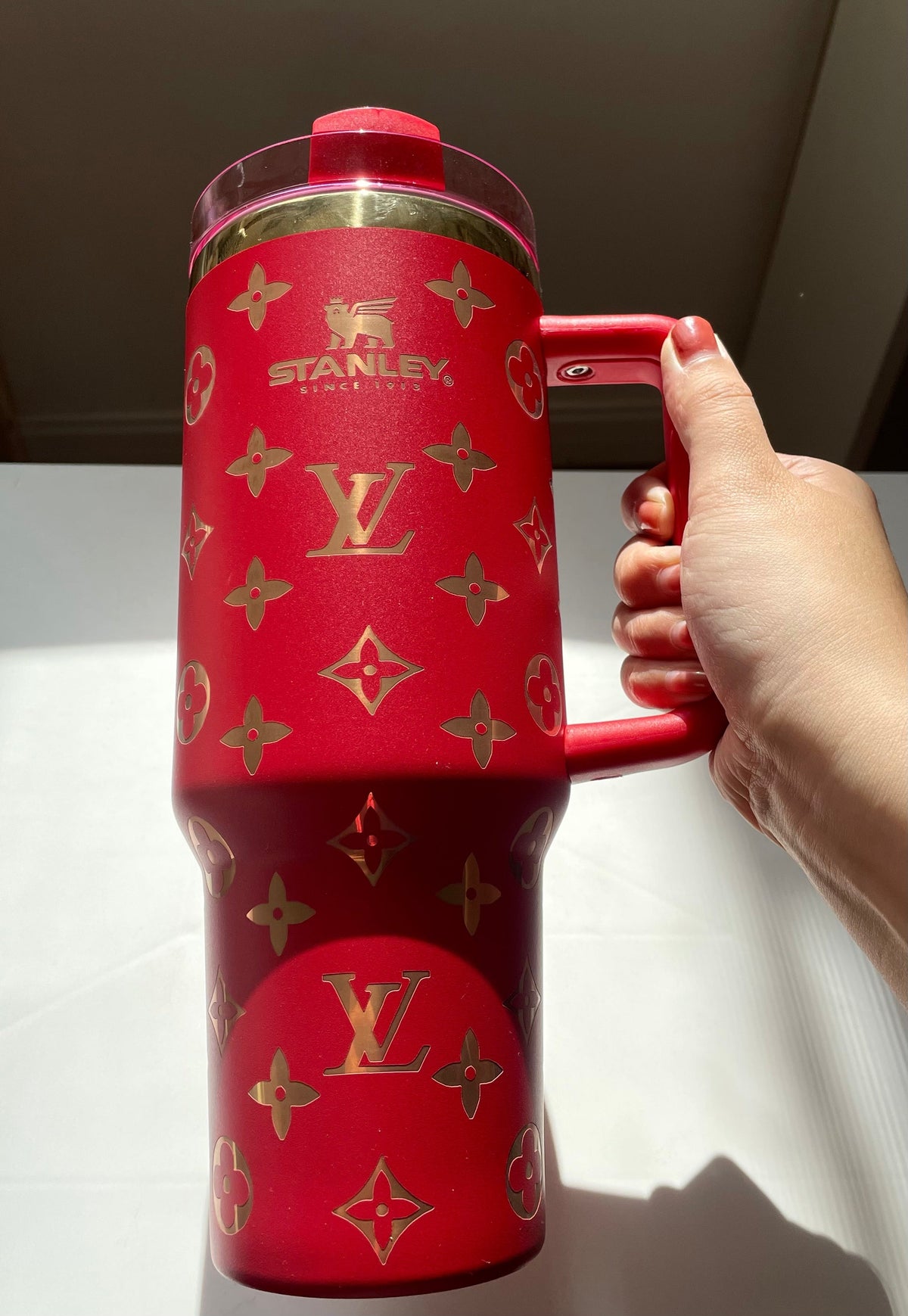 Luxe 40 OZ Insulated Car Cup 💖 ❤️